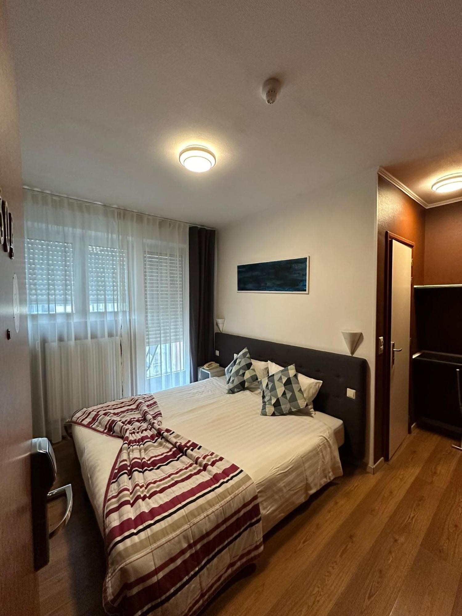 Yasha Hotel Luxemburg Buitenkant foto
